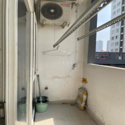 Offictel căn hộ Florita quận 7, ban công view  hồ bơi