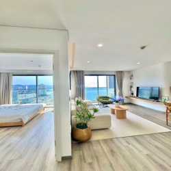 Cho thuê căn hộ Marina Suite view chính biển 🌊
📐