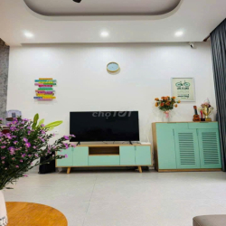 Nhà đẹp khu Nam Việt Á 3 PN hiện đại