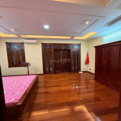 Nhà liền kề Trần Kim Xuyến - Yên Hòa. DT 80m x 5 tầng, mặt tiền 5m