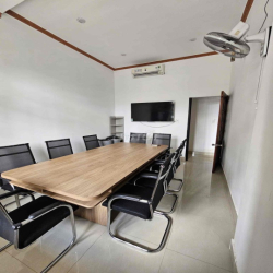 Cho Thuê Biệt Thự Hơn 400m2 Amakhe