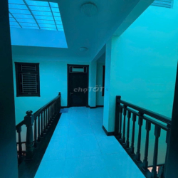 Nhà liền kề Trần Kim Xuyến - Yên Hòa. DT 80m x 5 tầng, mặt tiền 5m