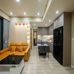 ✨ HOMESTAY CAO CẤP VIEW TRIỆU ĐÔ – KHÔNG GIAN RIÊNG TẠI VINHOMES