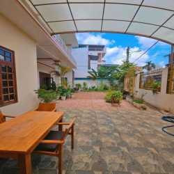 Cho Thuê Biệt Thự Hơn 400m2 Amakhe