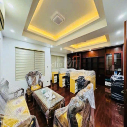 Cho thuê biệt thự Mỹ Đình: 130m2, 4 tầng, full nội thất, 40tr