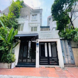 Cho thuê biệt thự Mỹ Đình: 130m2, 4 tầng, full nội thất, 40tr