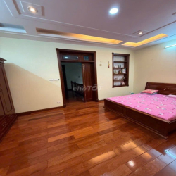 Nhà liền kề Trần Kim Xuyến - Yên Hòa. DT 80m x 5 tầng, mặt tiền 5m