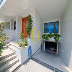 NHÀ THIẾT KẾ VĂN PHÒNG SÀN TRỐNG THANG MÁY GIÁ 65 TRIỆU