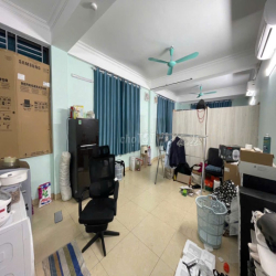 Chủ nhà cho thuê căn hộ khép kín 50 m2 Đường Cổ nhuế