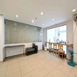 CỰC HIẾM Q10 – MBKD 6x13 FULL SETUP – CÓ THANG MÁY – VÀO LÀ BÁN NGAY