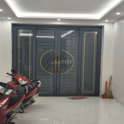 Chính chủ cho thuê nhà làm văn phòng, tầng 1, 2.nhà mới, có thằng máy 