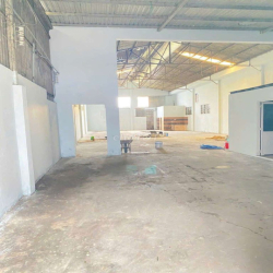 CHO THUÊ KHO MẶT TIỀN 10×33 - XUÂN THỚI THƯỢNG- H MON. 
GIÁ: 20 TRIỆU