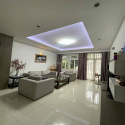 Biệt thự liền kề 8x17m full nội thất giá 28tr/ tháng LH Hương