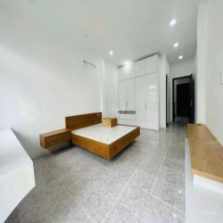 Nhà Mới Hẻm Xe Tải Sư Vạn Hạnh - 4x17M 6PN - Có Sẵn Máy Lạnh