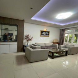 Biệt thự liền kề 8x17m full nội thất giá 28tr/ tháng LH Hương