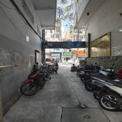 CHO THUÊ MẶT TIỀN DT 4X10M, ĐƯỜNG NGÔ GIA TỰ, TPHCM