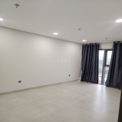 CH Khai Sơn city mặt phố Nguyễn Gia Bồng, kinh doanh online, kho hàng