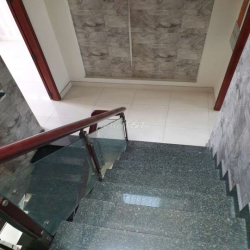 Nhà nguyên căn 2 lầu 7.5x17m, mặt tiền đường nhựa KDC xã Bà Điểm