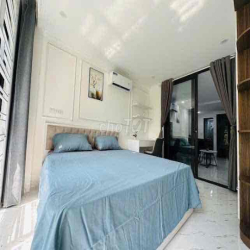 Căn hộ 1 Phòng ngủ ban công,rộng 40m2, full nội thất CC, Võ Thị Sáu Q3