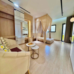 SIÊU PHẨM TRỞ LẠI – CĂN HỘ DỊCH VỤ 3 TẦNG RIÊNG BIỆT CÓ THANG MÁY