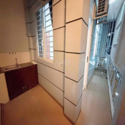 Phòng Full Nội Thất Gần Chợ Phạm Thế Hiểm