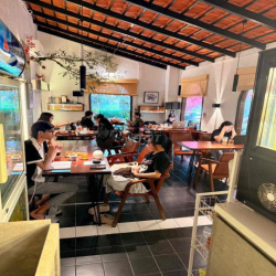 Sang gấp quán cafe sân vườn Đầu tư 1,2 tỷ giảm còn 450 triệu