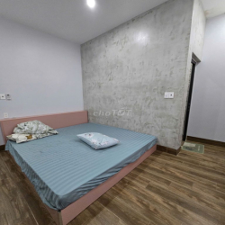 2 tầng 3 phòng ngủ có hồ bơi full nội thất gần BV 600 giường giá 22tr