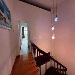 Nhà 1 Trệt 3 Lầu 4x23m 4 Phòng 4 wc Quốc Hương Khu Thảo Điền