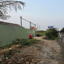 cho thuê đất mặt tiền đường trường lưu .p long trường tphcm ***