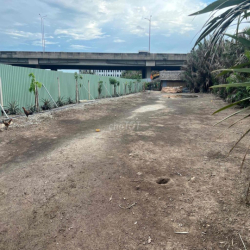 cho thuê đất mặt tiền đường trường lưu .p long trường tphcm ***