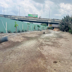 cho thuê đất mặt tiền đường trường lưu .p long trường tphcm ***