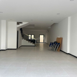 Cho thuê nhà phố kdc 13e INTRESCO nhà mới chưa có ở giá rẻ