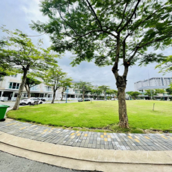 NHÀ VIEW CÔNG VIÊN - MERITA KHANG ĐIỀN - 7X17M CÓ SÂN VƯỜN - BV 24/7