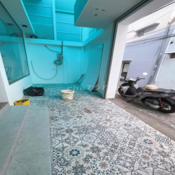 CHO THUÊ NHÀ TRỆT LỬNG TRỤC CHÍNH HẺN 16 ĐƯỜNG ĐỀ THÁM