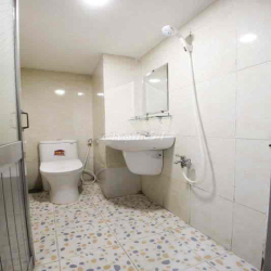 Phòng có gác, máy lạnh, gần trường công nghiệp thực phẩm aeon tân phu