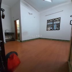 CHO THUÊ PHÒNG TRỌ 13m2 PHƯỜNG TÂN SƠN, TP.HCM (QUẬN TÂN BÌNH cũ)