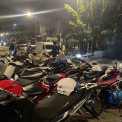 Cho thuê xe cá viên báng tráng ,…..