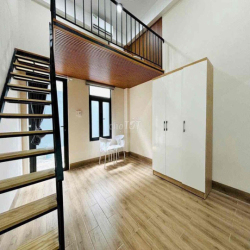 Thuê ngay phòng 30m2 có BAN CÔNG full nội thất tại đường Điện Biên Phủ