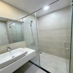 Cho thuê căn hộ Central Premium Q.8 OT nhà trống