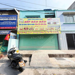 Nhà Thuê Mặt Tiền Tô Hiệu. Quận Tân Phú (3pn, 2wc) Dtsd 160m2