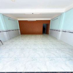 Nhà Thuê Mặt Tiền Tô Hiệu. Quận Tân Phú (3pn, 2wc) Dtsd 160m2