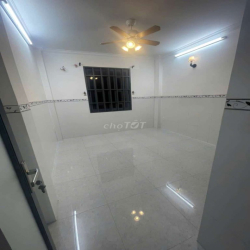 NHÀ 4X12M NỞ HẬU 8M 1 TRỆT 2 LẦU ĐƯỜNG 8M GIÁ TỐT