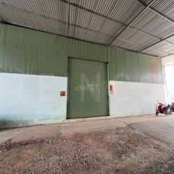 Kho xưởng 170 m² có điện 3 pha, nhánh đường Quốc Lộ 1A, lộ Container