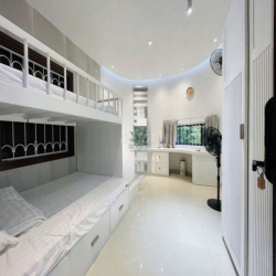 CHO THUÊ VILLA SIÊU ĐẸP 5 PHÒNG NGỦ CÓ HỒ BƠI KHU VĨNH HOÀ