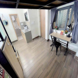 TRỐNG LẠI CĂN CÓ GÁC THANG MÁY GẦN ĐẠI HỌC NGOẠI THƯƠNG