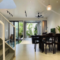CHO THUÊ VILLA SIÊU ĐẸP 5 PHÒNG NGỦ CÓ HỒ BƠI KHU VĨNH HOÀ