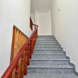 Cho thuê nhà 3 lầu full nội thất ngay Aeon Tân An