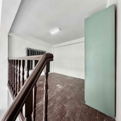 Căn Hộ Duplex Bancol Khổng Lồ 60m2, Gác Cao 2m, Ban Công Rộng