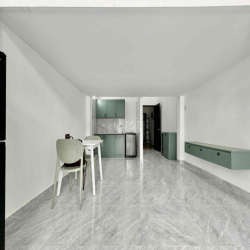 Căn Hộ Duplex Bancol Khổng Lồ 60m2, Gác Cao 2m, Ban Công Rộng