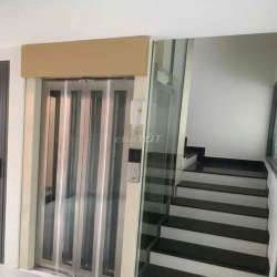 Cho Thuê Nhà Đường C12, Tân Bình ( THANG MÁY - CHO LÀM CHDV )